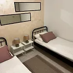 Marina Spacious Family Apartment *