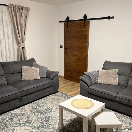 Marina Spacious Family 아파트 Krizisce